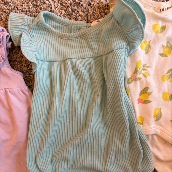 Onesies - Picture 3 of 4